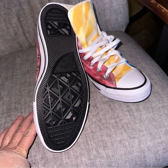 💙🩵Nwot converse Chuck Taylor All Star Hi Sneaker – Tie Dye Color- - Picture 6 of 12